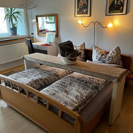 Gemuetliche, Ganze Wohnung In Ruhiger, Zentraler Lage Leverkusen Buitenkant foto